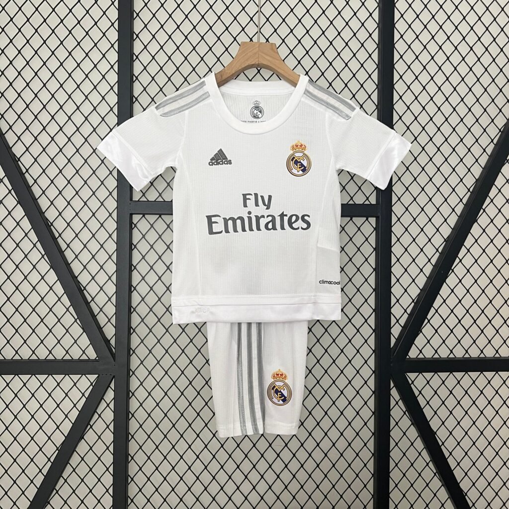 Equipación Infantil Real Madrid 2015/16 | Pumafy