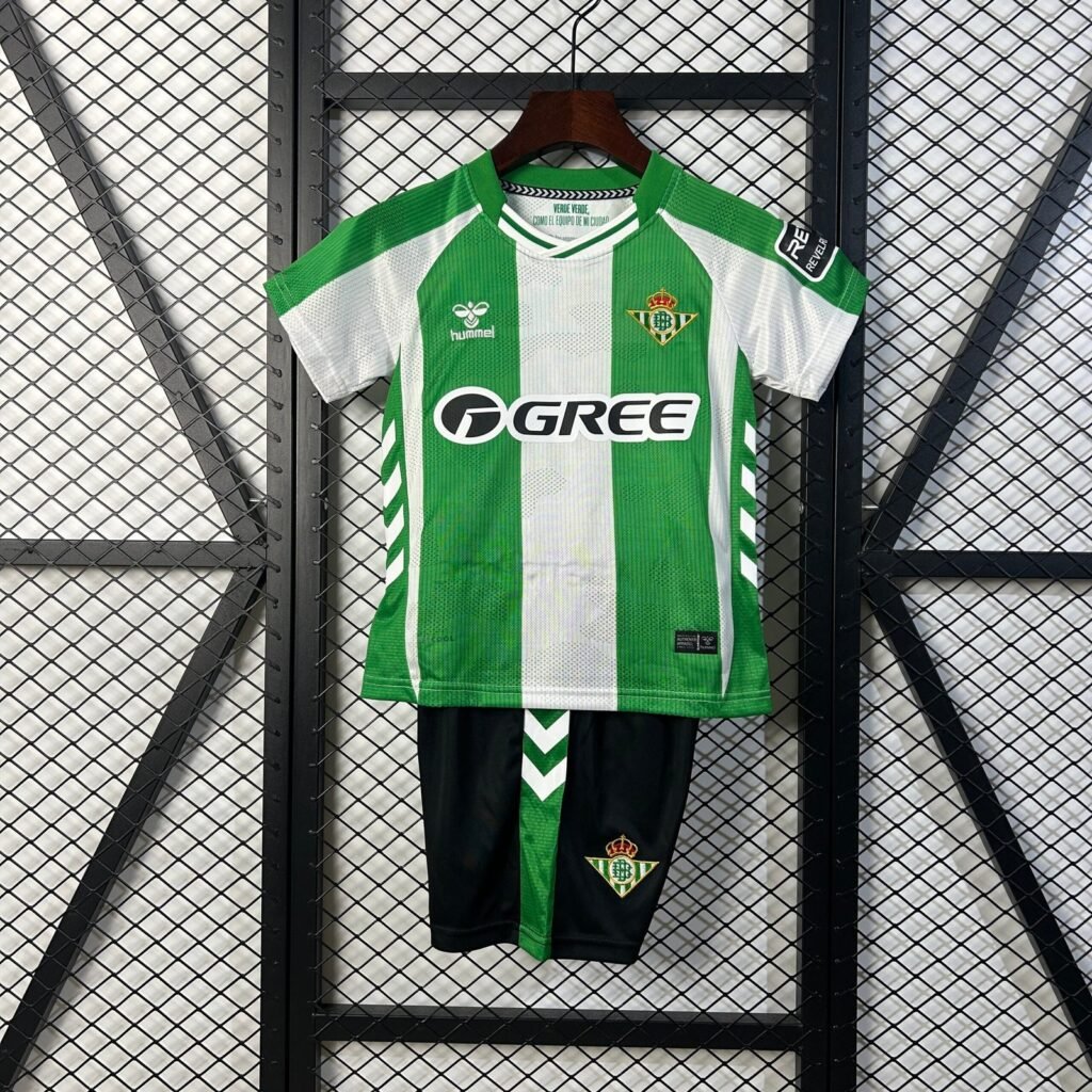 Equipación Infantil Betis 2025/26 | Pumafy