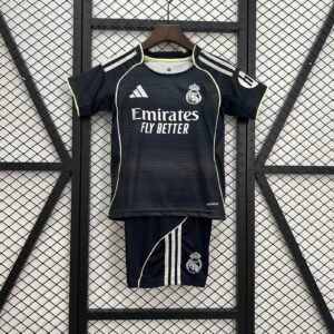 Equipación Infantil Real Madrid 2025/26 | Pumafy