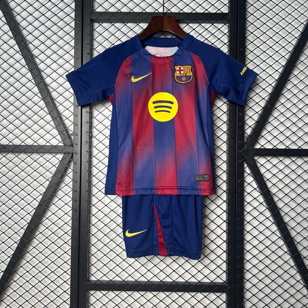 Equipación Infantil Barcelona 2025/26 | Pumafy