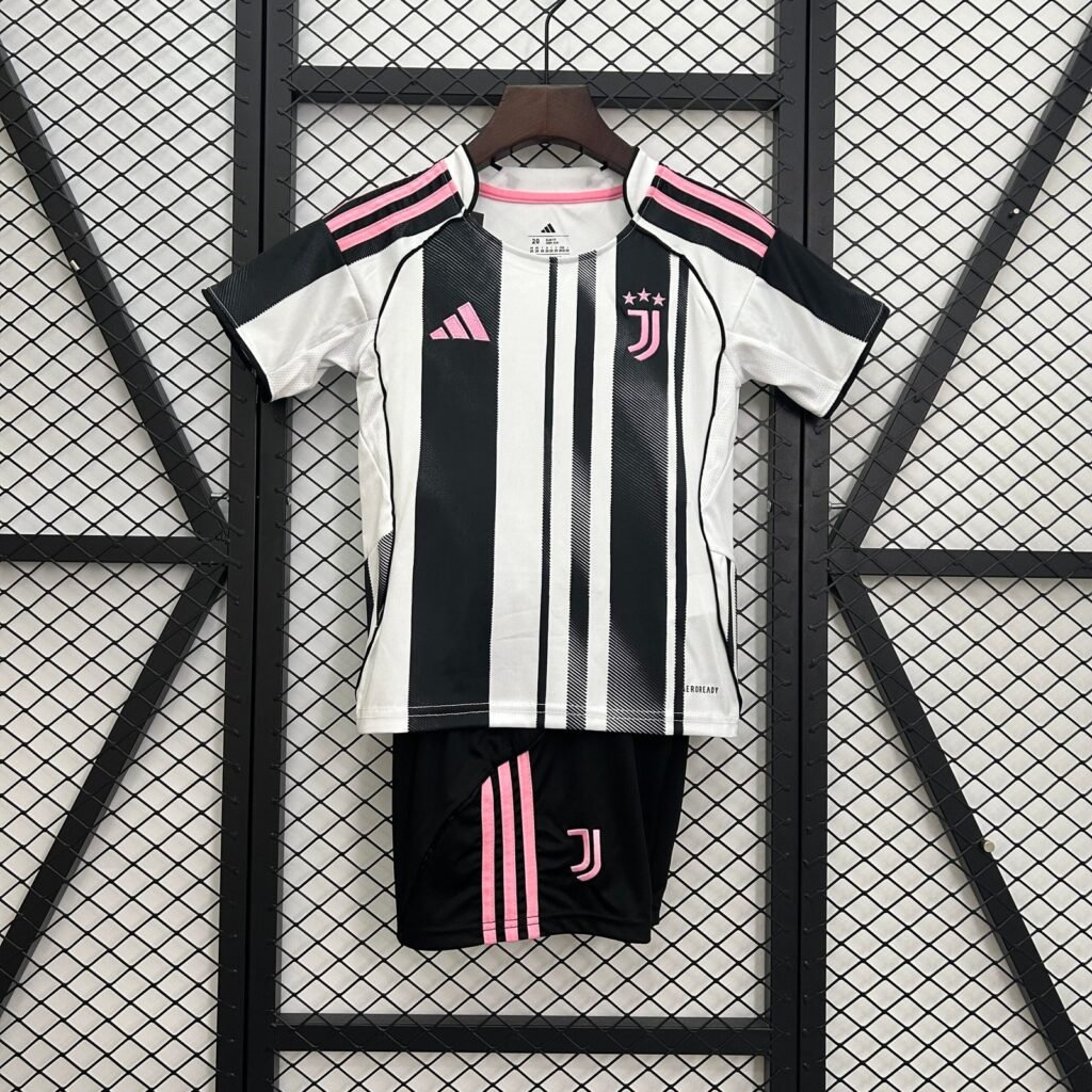 Equipación Infantil Juventus 2025/26 | Pumafy