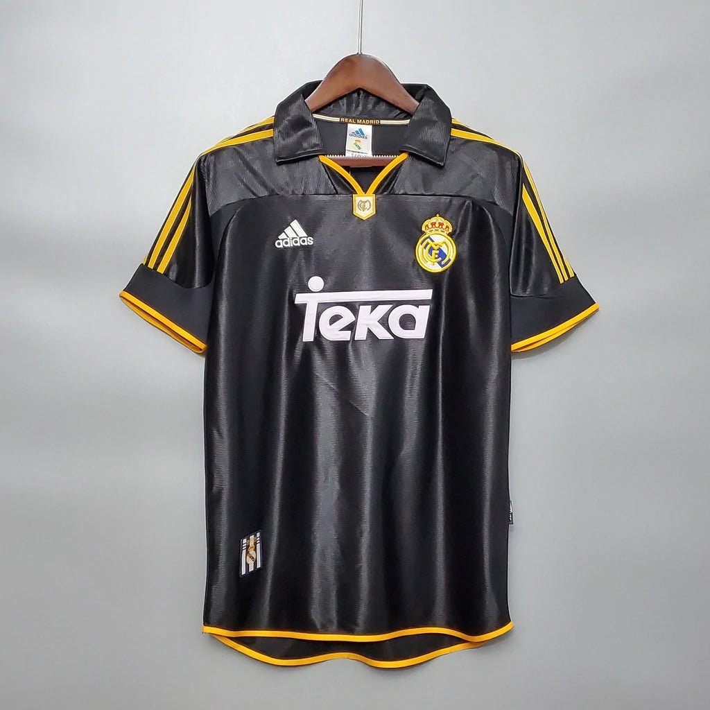 Camiseta Retro Real Madrid 1999/00 | Pumafy