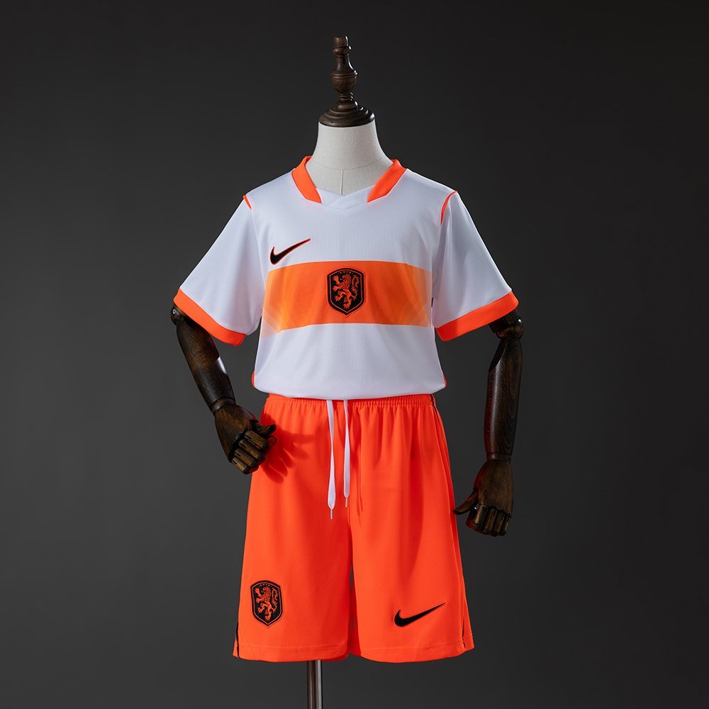 Equipación Infantil Selección Holanda 2026 | Pumafy