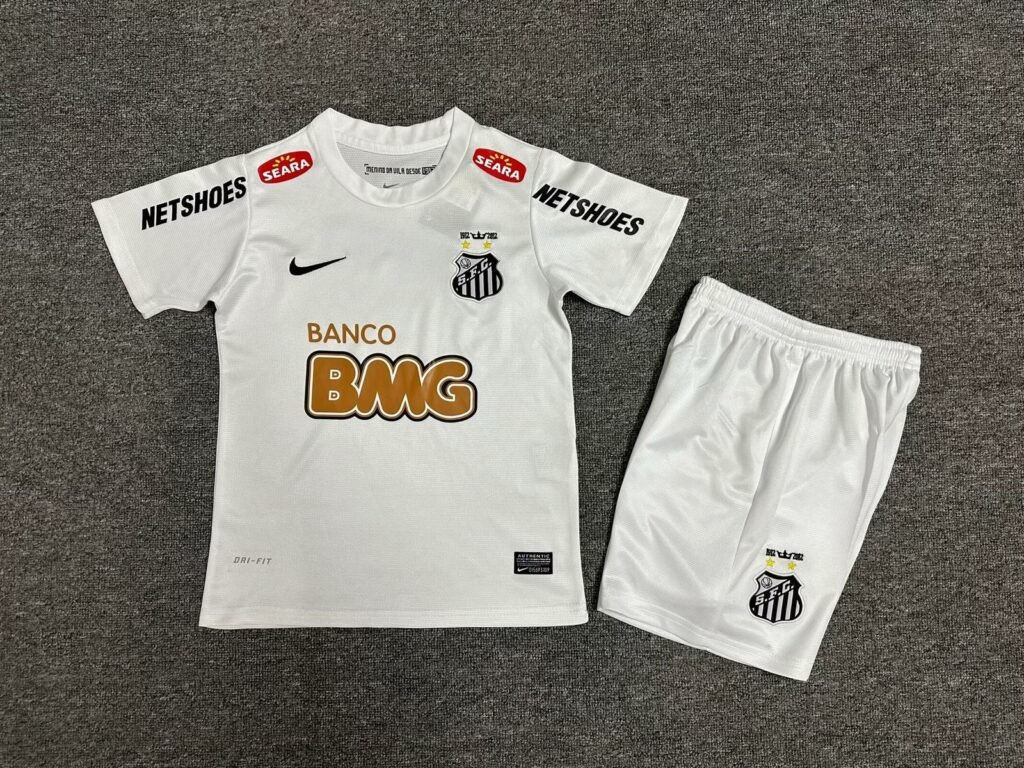 Equipación Infantil Santos 2011/12 | Pumafy