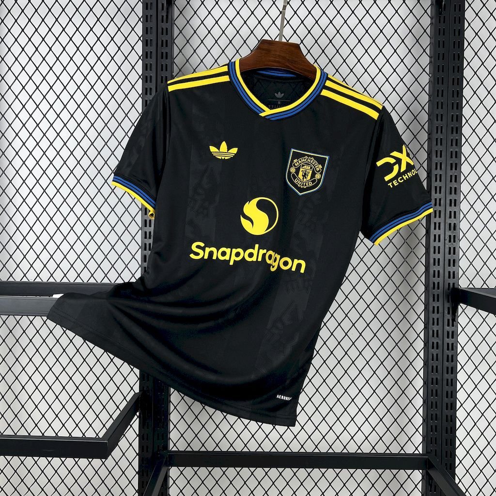 Camiseta Manchester United 2025/26 | Pumafy