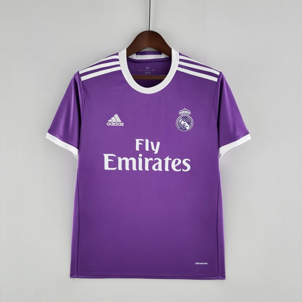 Camiseta Retro Real Madrid 2016/17 | Pumafy
