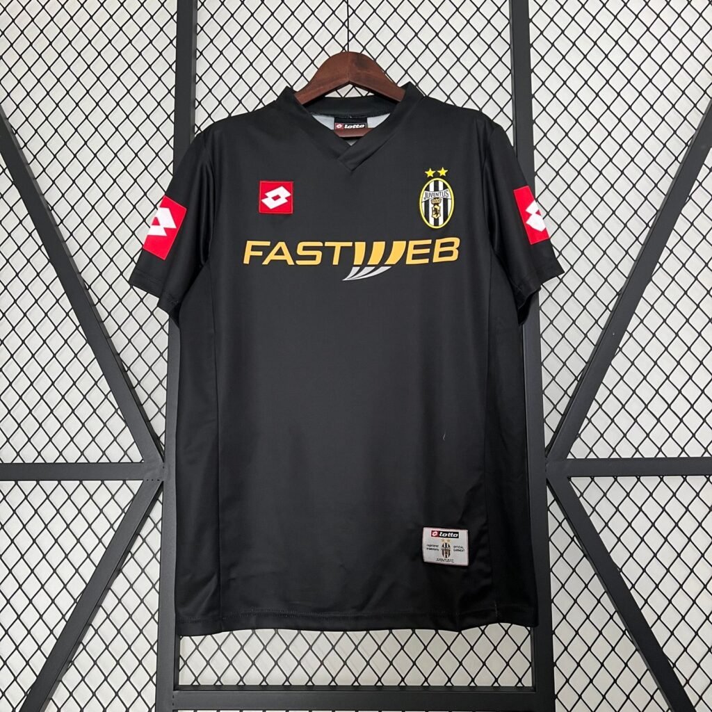 Camiseta Retro Juventus 2001/02 | Pumafy