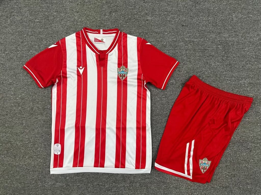 Equipación Infantil Almeria 2025/26 | Pumafy