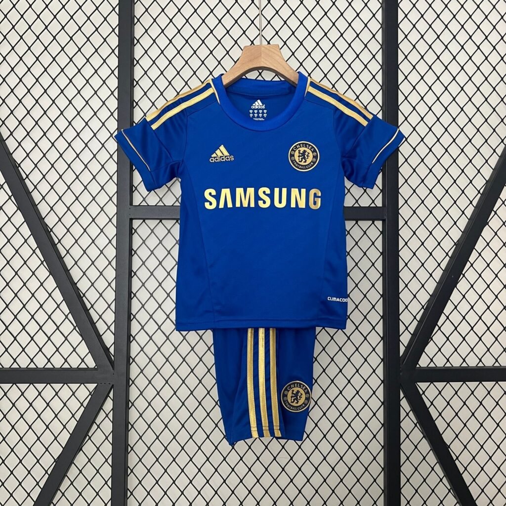Equipación Infantil Chelsea 2012/13 | Pumafy