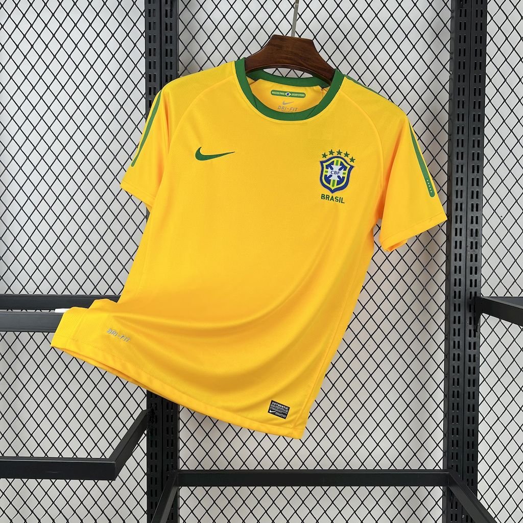 Camiseta Retro Selección Brasil 2010 | Pumafy