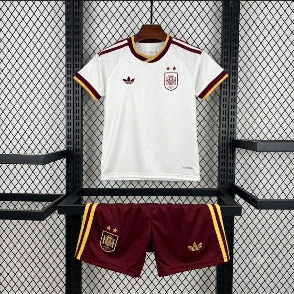 Equipación Infantil Selección España 2 Estrellas 2026 | Pumafy
